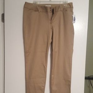 NWT: Old Navy Pixie Pants in Tan Size 12 Regular